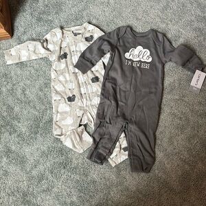 Carter’s Neutral Baby 3M